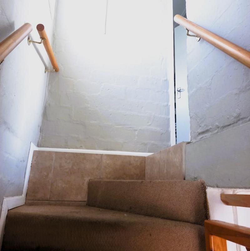 4 Bedroom Property for Sale in Guldenland Western Cape